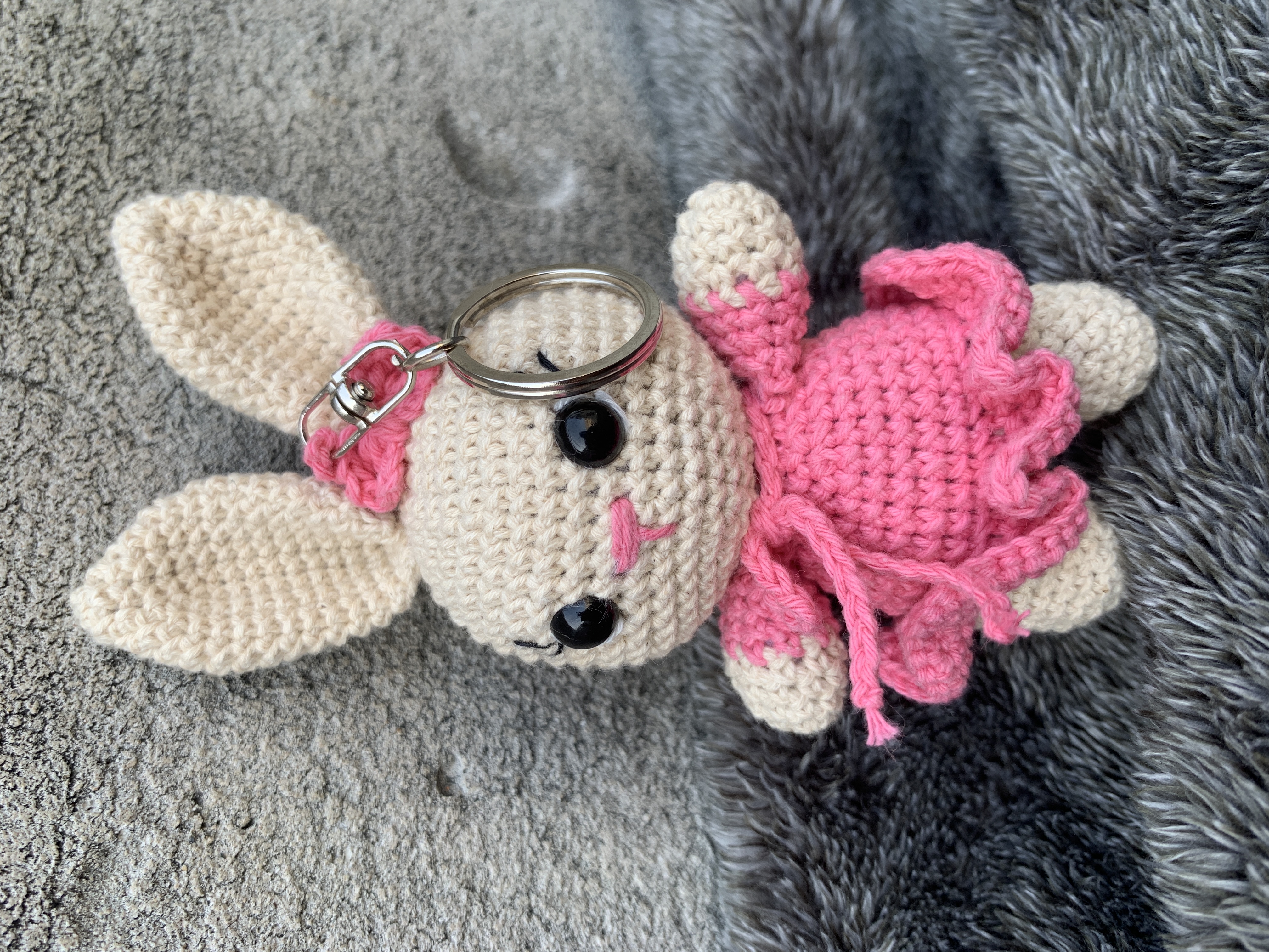 Kelinci Rajut Pink